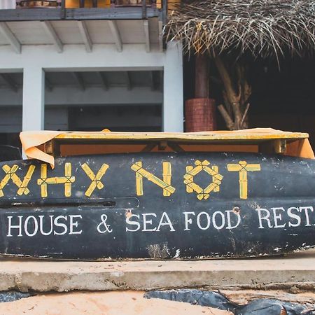 Why Not Guest House Hikkaduwa Dış mekan fotoğraf