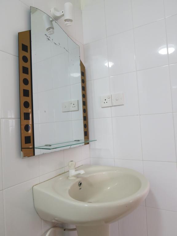 Why Not Guest House Hikkaduwa Dış mekan fotoğraf
